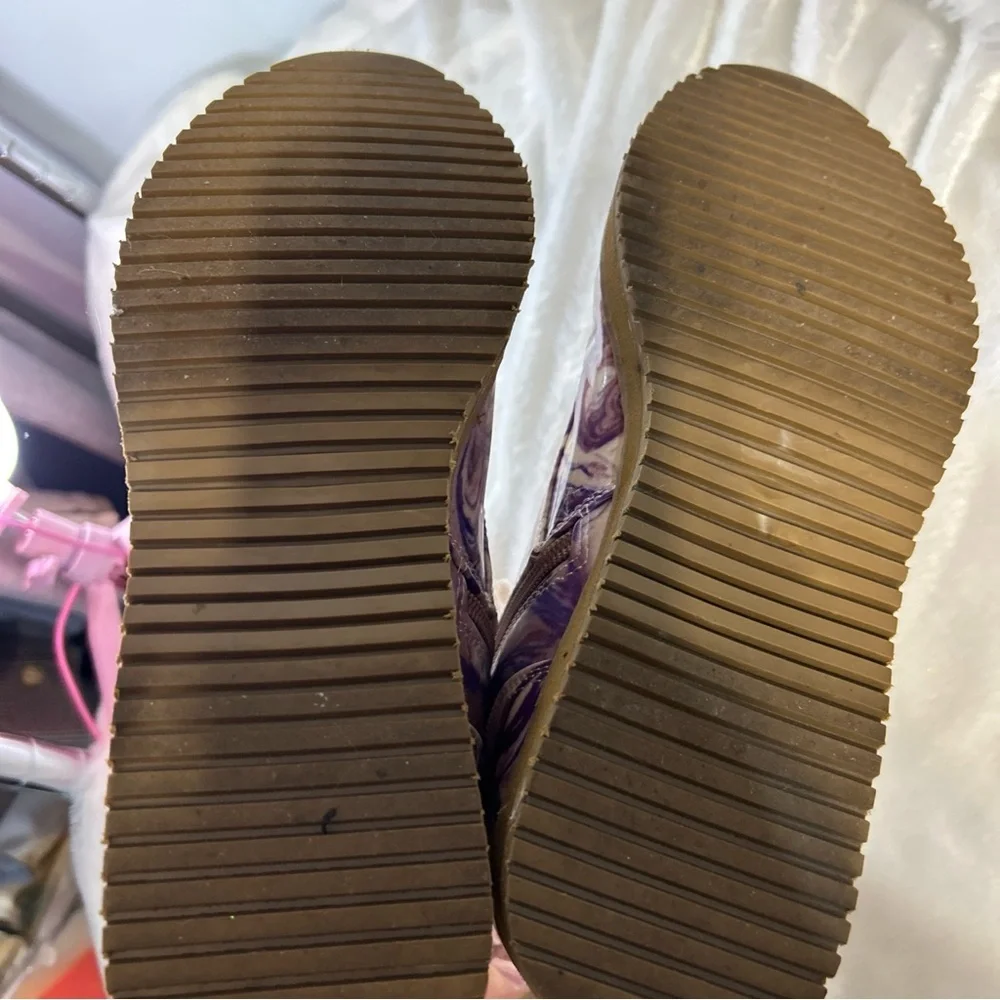 Steve Madden size 5 Stylish‎ Purple and Cream kids Boots